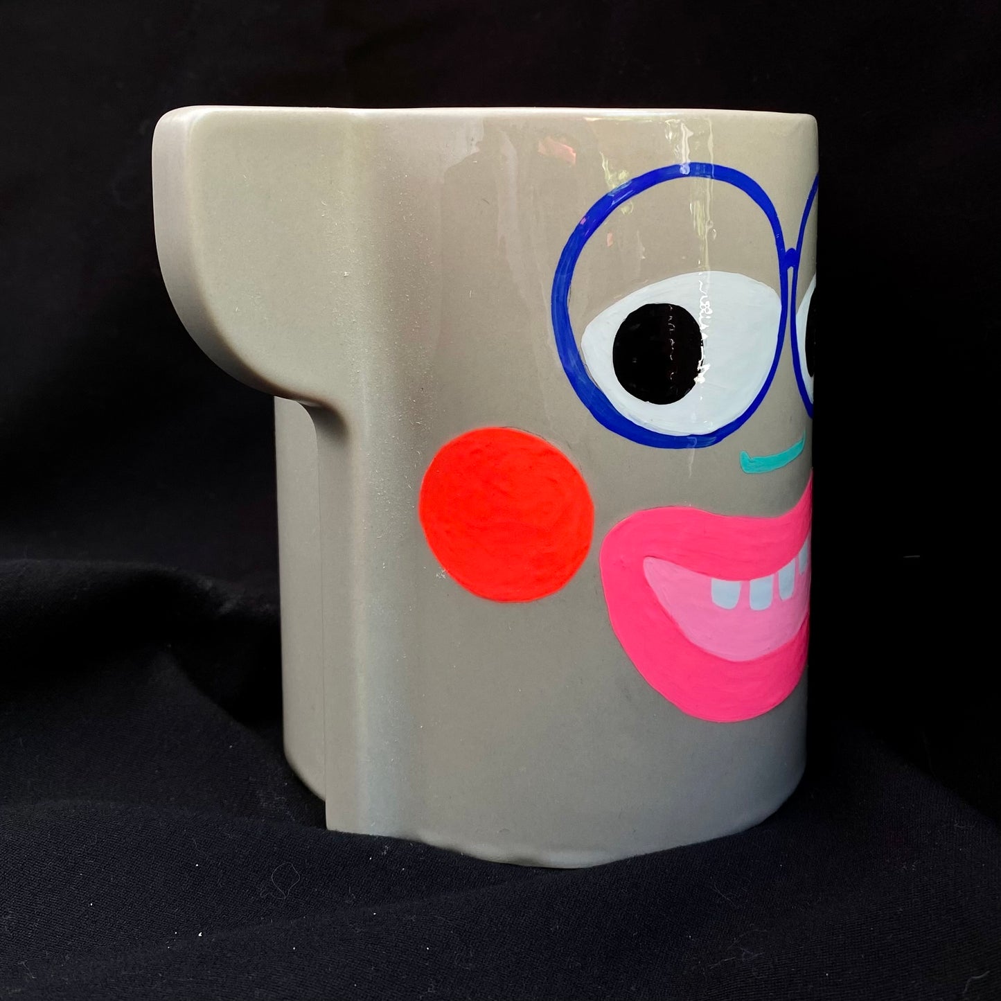 Modern Artifact Face Vase/Planter It's Me Charlie