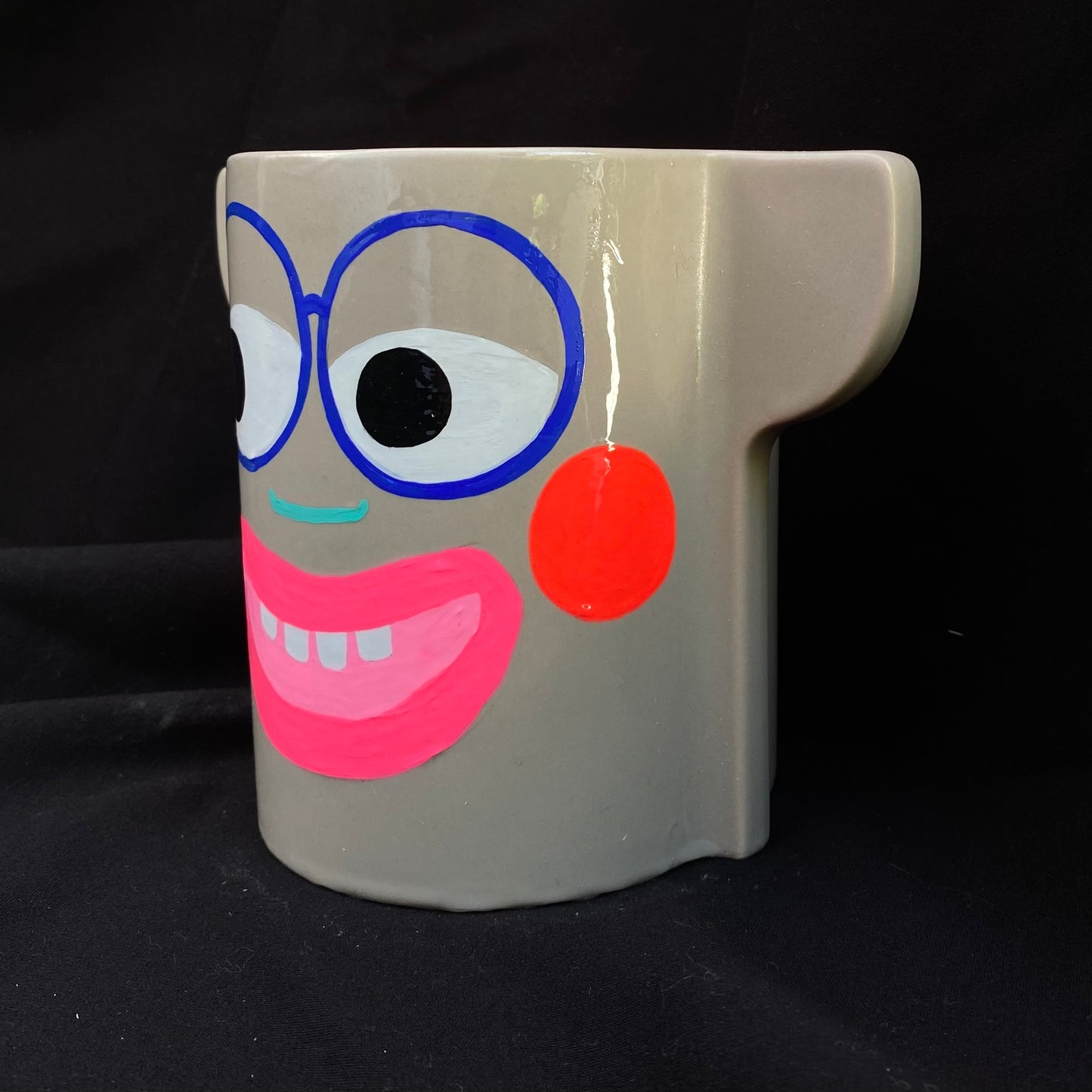 Modern Artifact Face Vase/Planter It's Me Charlie
